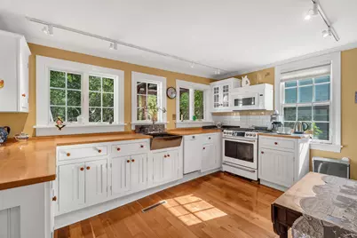 25 Church Street, Damariscotta, ME 04543 - Photo 1