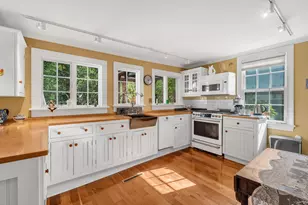 25 Church St, Damariscotta, ME 04543 - Photo 1