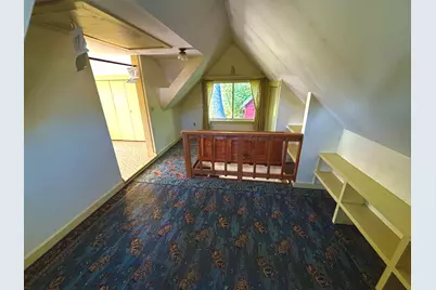 188 Knox Street, Millinocket, ME 04462 - Photo 17