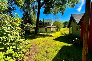 188 Knox St, Millinocket, ME 04462 - Photo 5