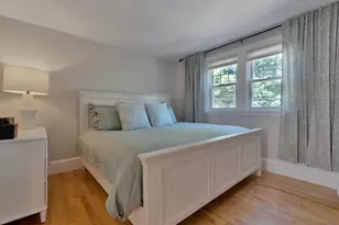 18 Pleasant St, Kennebunk, ME 04043 - Photo 23
