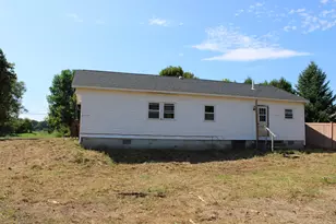 2479 W River Rd, Sidney, ME 04330 - Photo 13