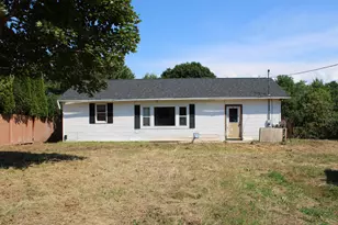 2479 W River Rd, Sidney, ME 04330 - Photo 1