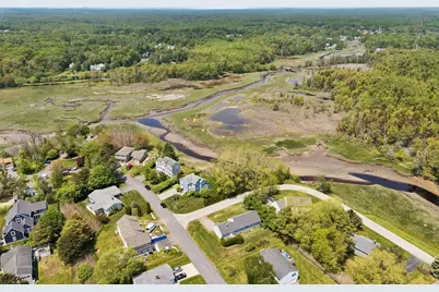 16 Marsh View Avenue, Kennebunk, ME 04043 - Photo 17