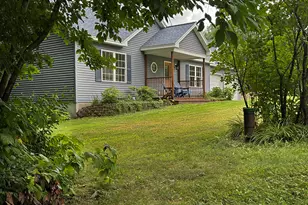 25 Howard Cir, Sidney, ME 04330 - Photo 3