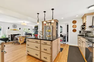 401 River Rd, Buxton, ME 04093 - Photo 5