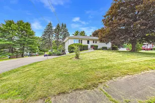 12 Marlboro Ave, Augusta, ME 04330 - Photo 5