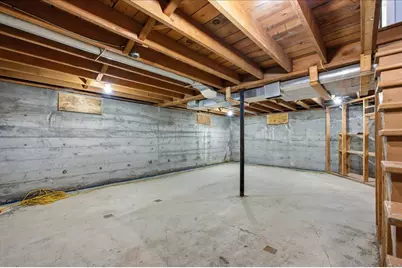 62 Graham Avenue S, Bangor, ME 04401 - Photo 37
