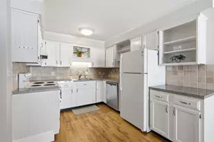 378 Sawyer St, South Portland, ME 04106 - Photo 5
