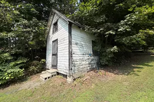 34 Lincoln St, Dexter, ME 04930 - Photo 27