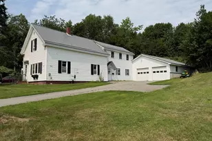 34 Lincoln St, Dexter, ME 04930 - Photo 1