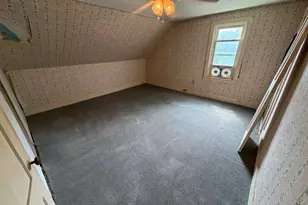 34 Lincoln St, Dexter, ME 04930 - Photo 15