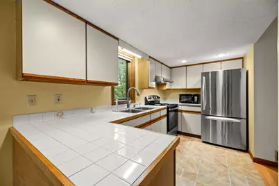 12 Pinewood Drive, Belgrade, ME 04917 - Photo 11