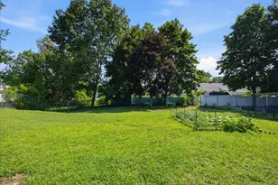 30 Birch Rd, Auburn, ME 04210 - Photo 5