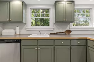27 Harbor Dr, Deer Isle, ME 04627 - Photo 9