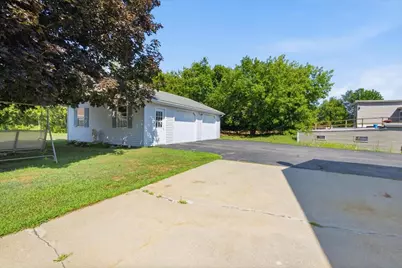 986 Sabattus Street, Lewiston, ME 04240 - Photo 3