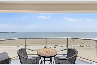 207 E Grand Avenue #D8, Old Orchard Beach, ME 04064 - Photo 3