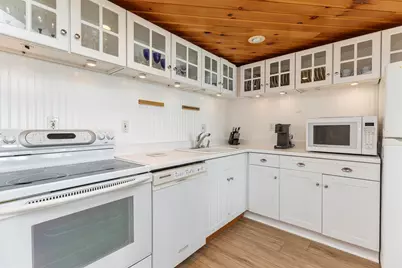 207 E Grand Avenue #D8, Old Orchard Beach, ME 04064 - Photo 19