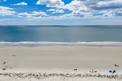 207 E Grand Avenue #D8, Old Orchard Beach, ME 04064 - Photo 7