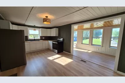 39 Sawyer Street, Waterville, ME 04901 - Photo 11