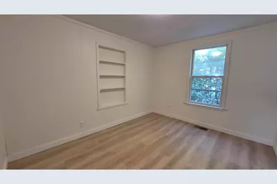 39 Sawyer Street, Waterville, ME 04901 - Photo 15