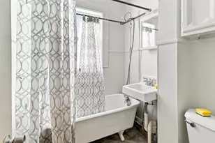 291 Bates St, Lewiston, ME 04240 - Photo 25