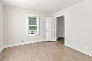 291 Bates St, Lewiston, ME 04240 - Photo 13