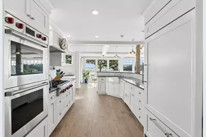 32 Edgewater Road, Falmouth, ME 04105 - Photo 9
