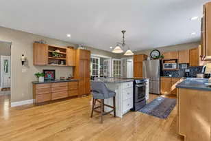 21 Royal Oak Cir, Topsham, ME 04086 - Photo 17
