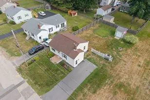 30 Daytona St, South Portland, ME 04106 - Photo 1