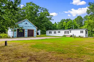 250 Violet Ln, Waldoboro, ME 04572 - Photo 1