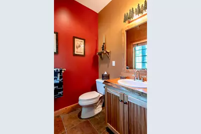 5006 Mountain View Road, Carrabassett Valley, ME 04947 - Photo 21