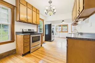 39 Collins St, Caribou, ME 04736 - Photo 11