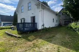 16 Beech St, Richmond, ME 04357 - Photo 1