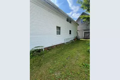 16 Beech Street, Richmond, ME 04357 - Photo 5