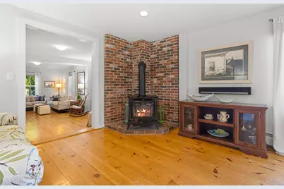 32 Pearl Street, Camden, ME 04843 - Photo 11