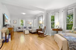 32 Pearl St, Camden, ME 04843 - Photo 3