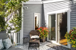 32 Pearl St, Camden, ME 04843 - Photo 23