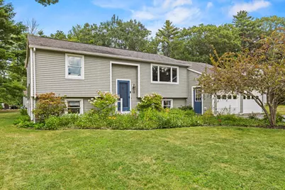 18 Ellen Circle, Yarmouth, ME 04096 - Photo 1