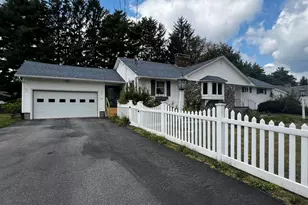 219 Washington St, Brewer, ME 04412 - Photo 9