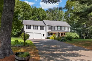 545 Deerfield Dr, Hermon, ME 04401 - Photo 3