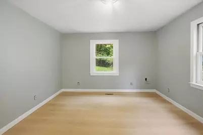 670 Old Lewiston Road, Winthrop, ME 04364 - Photo 15