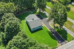 629 Riverside Dr, Augusta, ME 04330 - Photo 5