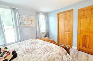24 Howard St, Mexico, ME 04257 - Photo 13