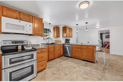 18 Kings Court, Brewer, ME 04412 - Photo 17