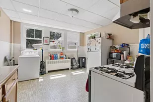 19 Linden St, Portland, ME 04103 - Photo 33