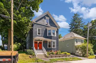 19 Linden St, Portland, ME 04103 - Photo 5
