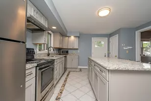 20 Veazie St, Old Town, ME 04468 - Photo 5
