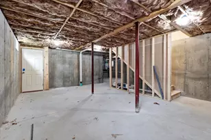 6 Ivy Ave, Old Orchard Beach, ME 04064 - Photo 7