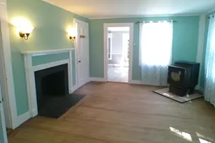 74 Pleasant St, Oxford, ME 04270 - Photo 15